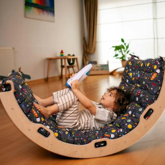Climbing Arch / Rocker with Space Pattern Pillow